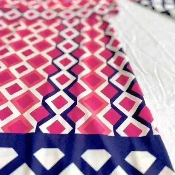 Donna Morgan dress, pretty fuchsia, coral, navy print, sz 10, with drop waist. - Picture 6 of 8